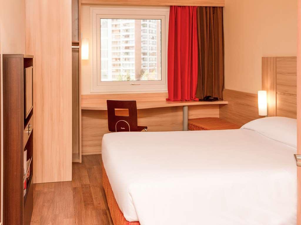 Ibis Santiago Las Condes Værelse billede