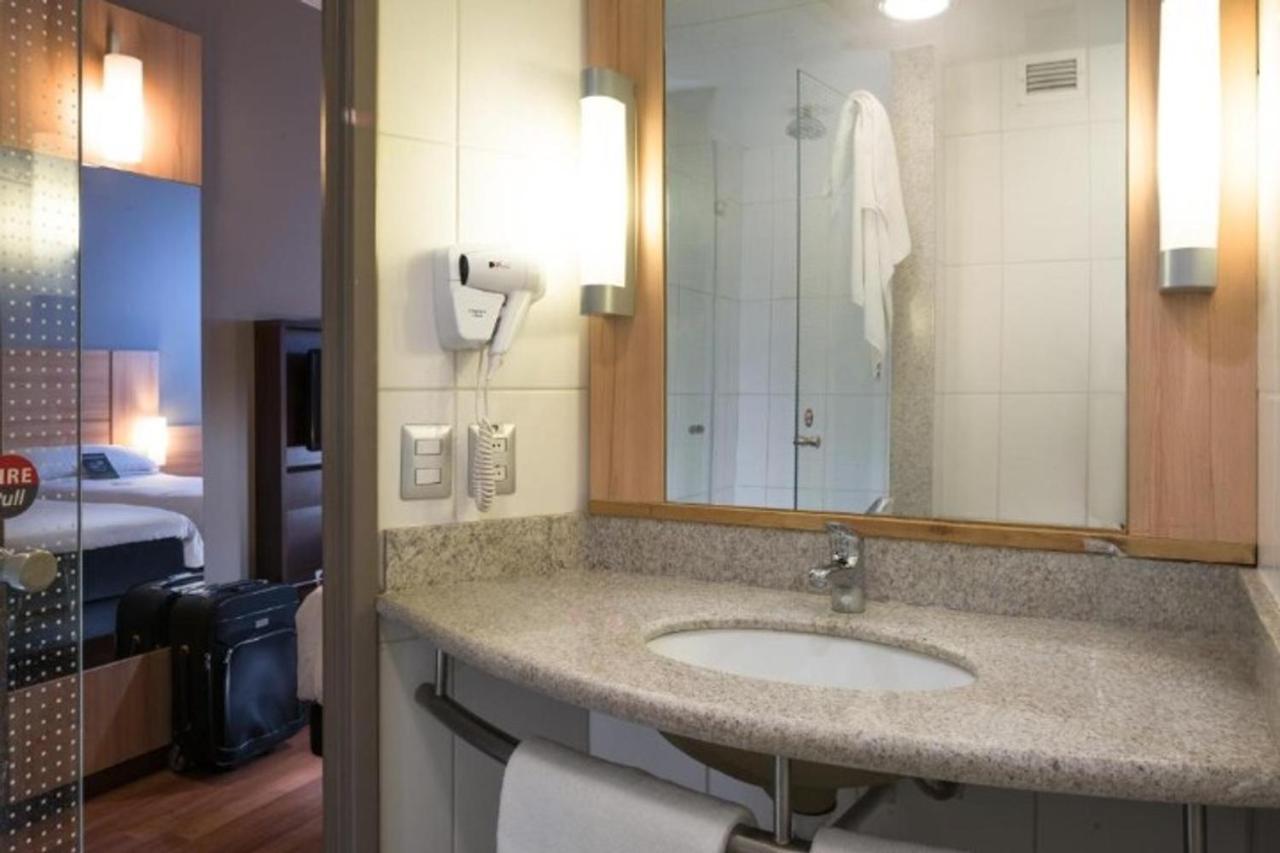 Ibis Santiago Las Condes Eksteriør billede