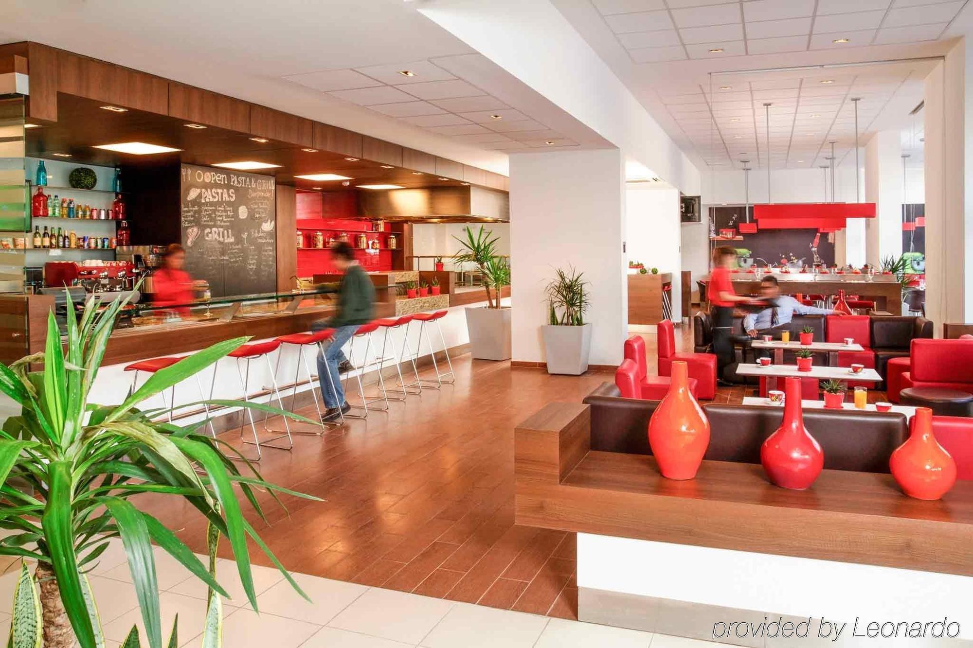 Ibis Santiago Las Condes Eksteriør billede
